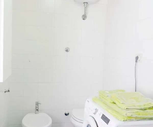 Апартаменты Casa Conforti Luminosa In Centro