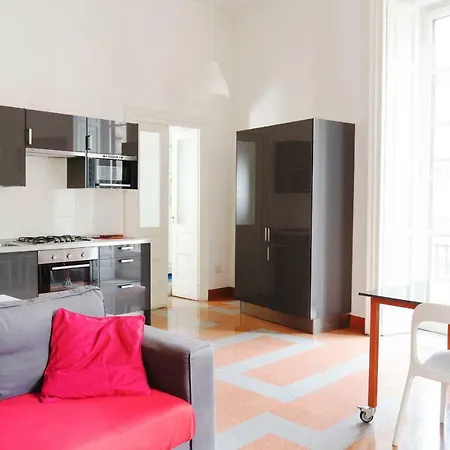 Apartamento Casa Conforti Luminosa In Centro Nápoles
